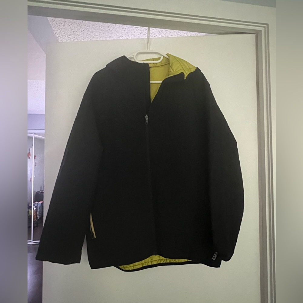 Lole Black Jacket with Hood and Yellow Lining – Size Large